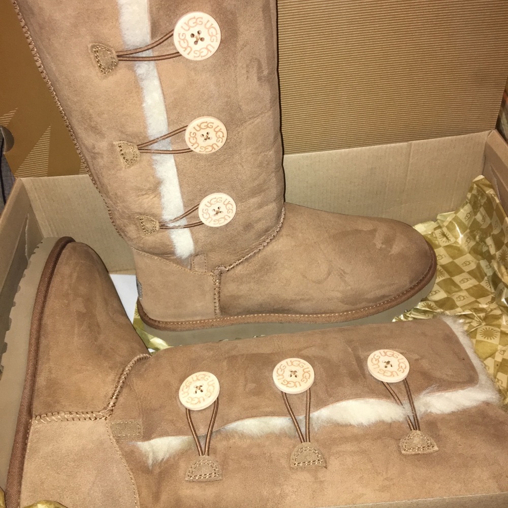 Bailey Button Triplet UGGs